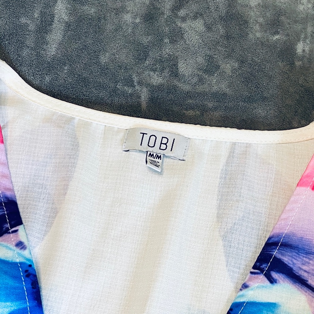 Tobi Romper - Picture 2 of 3